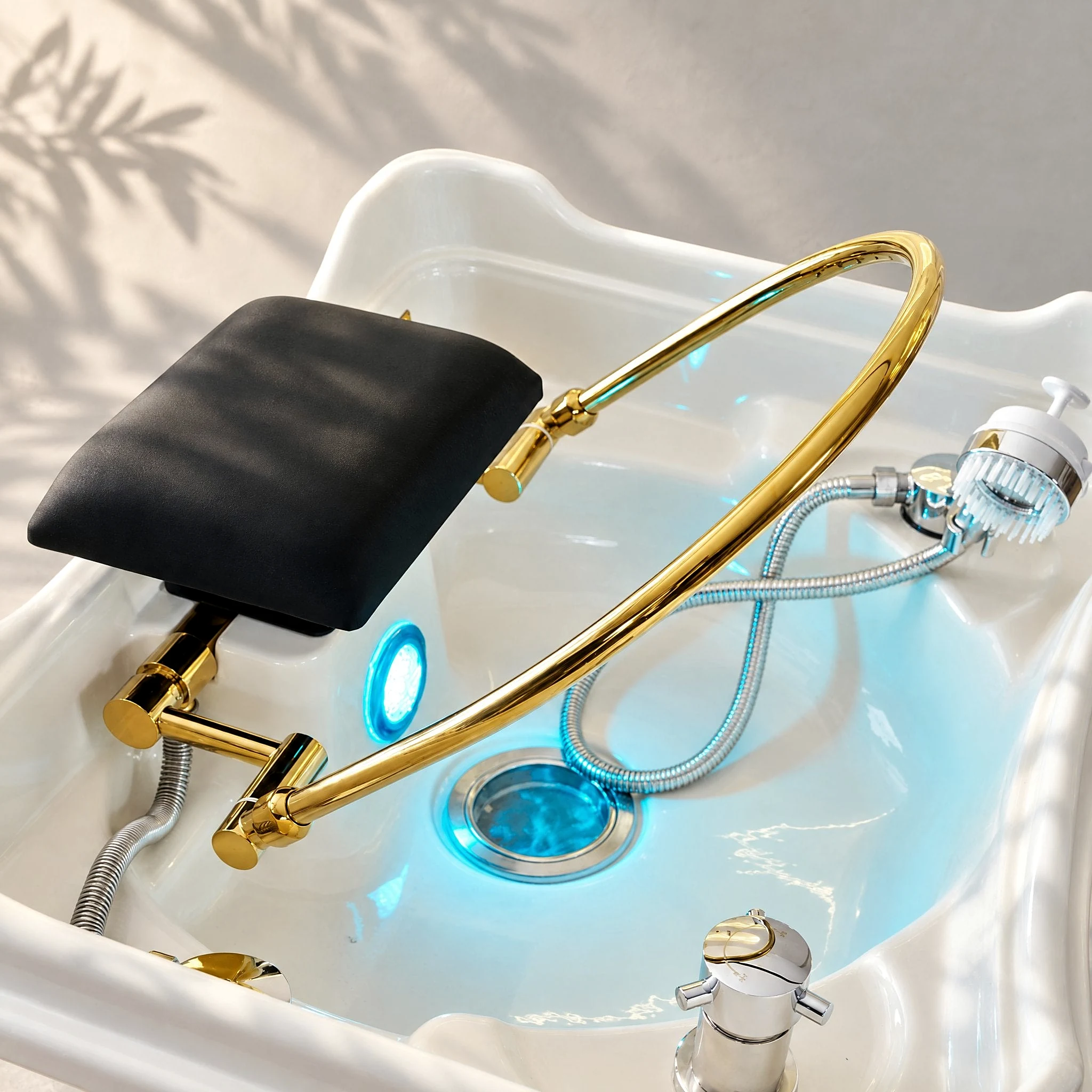 Nagisa basin: gold arch, light therapy and neck cushion