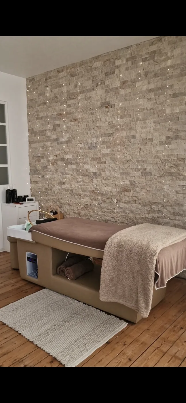 Customer photo, verified head spa buyer, France