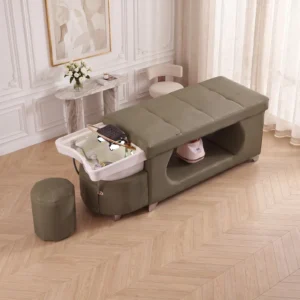 Head Spa Table - Tsumugi in a beauty salon